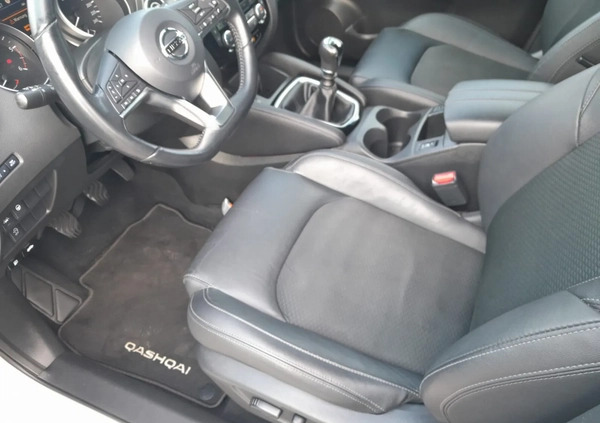 Nissan Qashqai cena 78900 przebieg: 149000, rok produkcji 2019 z Mysłowice małe 562